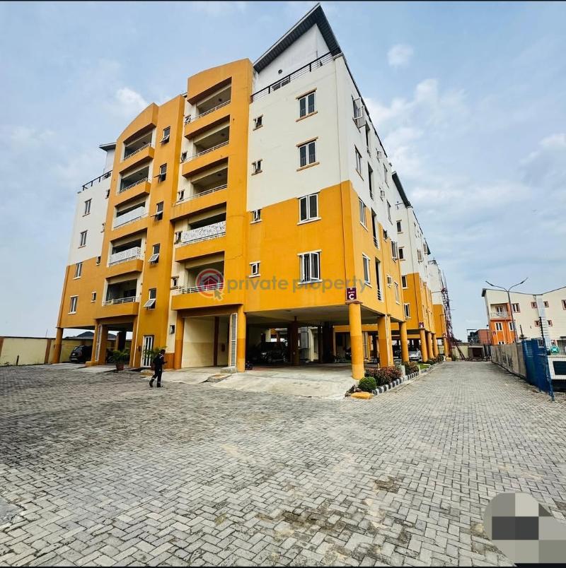 3 bedroom Block Of Flats For Sale Alagomeji Yaba Lagos - 3