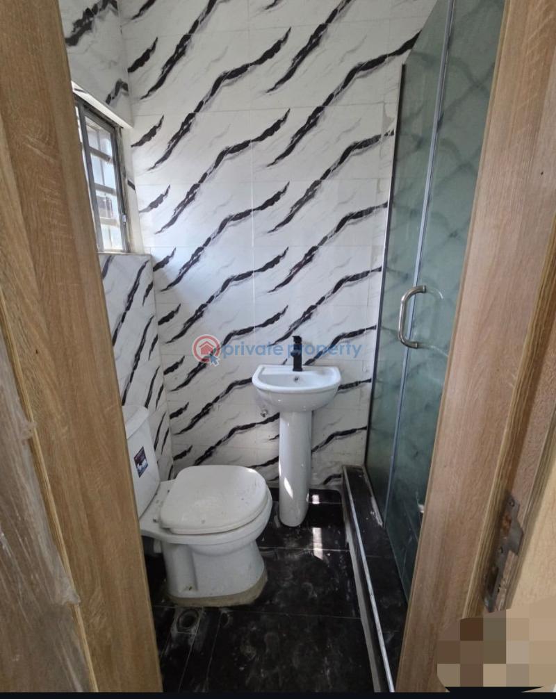 3 bedroom Block Of Flats For Sale Yaba Lagos - 5