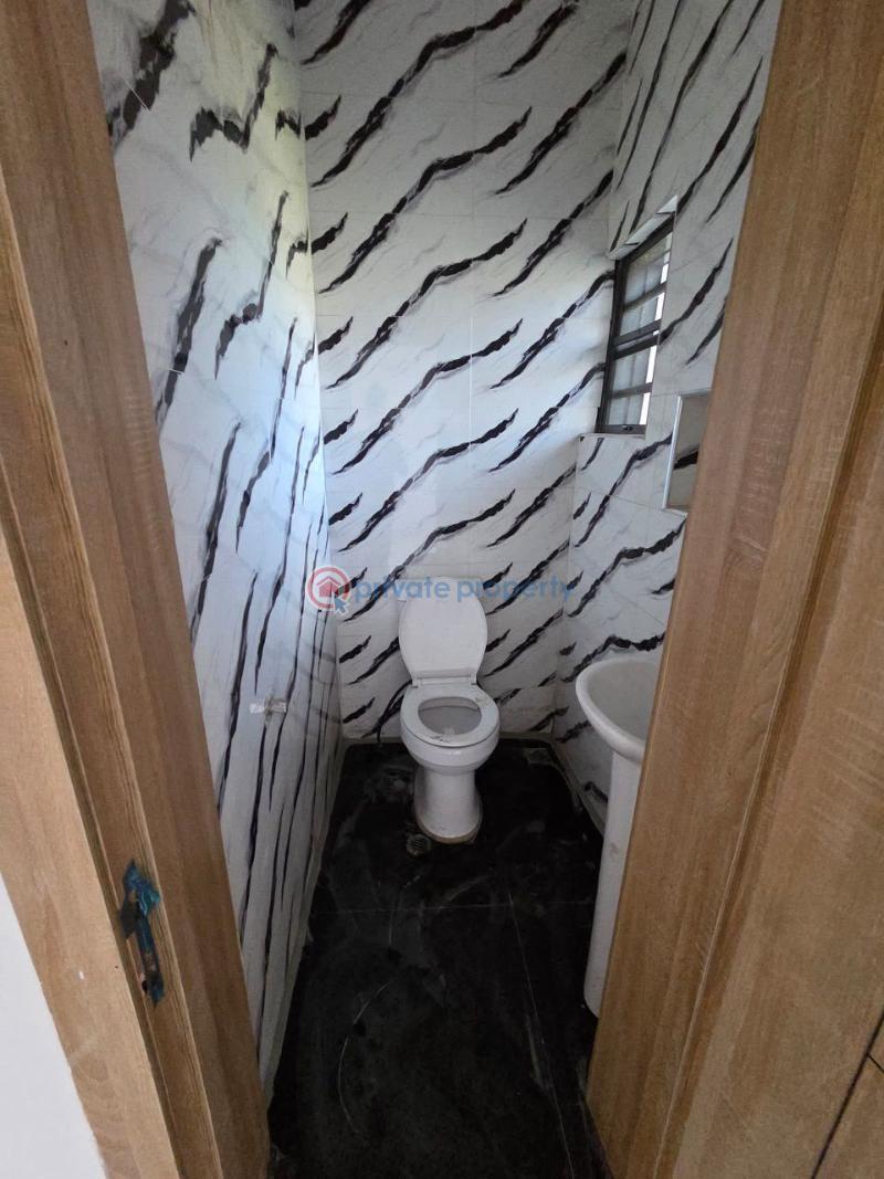 3 bedroom Block Of Flats For Sale Yaba Lagos - 1