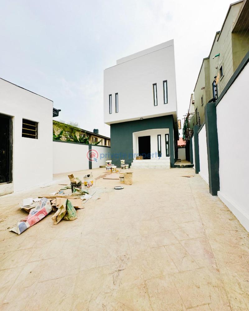 4 bedroom Semi detached Duplex For Sale Magodo GRA Phase 1 Ojodu Lagos - 0