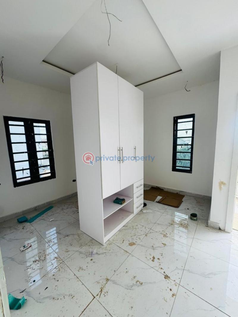 4 bedroom Detached Duplex For Sale Ogudu GRA Lagos - 9