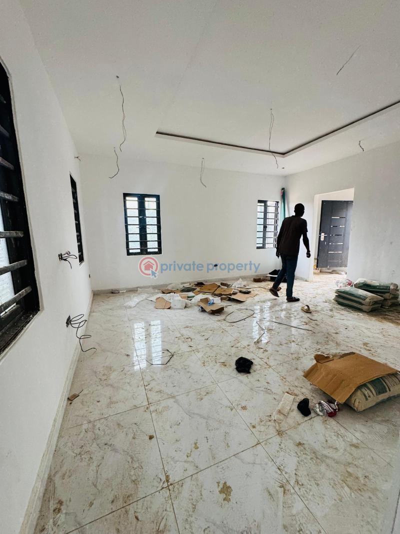 4 bedroom Detached Duplex For Sale Ogudu GRA Lagos - 8