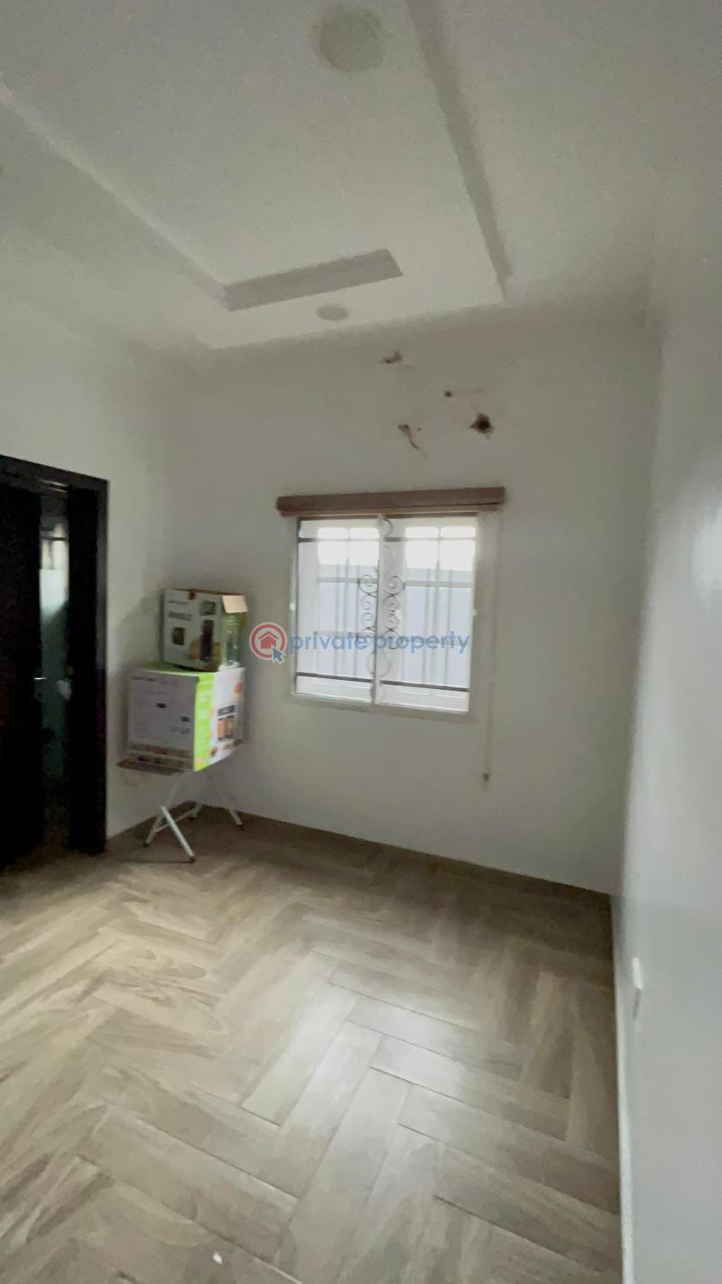 4 bedroom Semi detached Duplex For Sale Maryland Lagos - 2