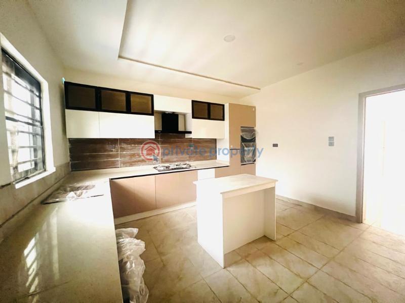 Lovely built 4 bedroom semi detached duplex with private swimming pool, solar installation - 8 4 bedroom Terraced Duplex For Sale Abraham Adesanya Ajah Lagos - 8