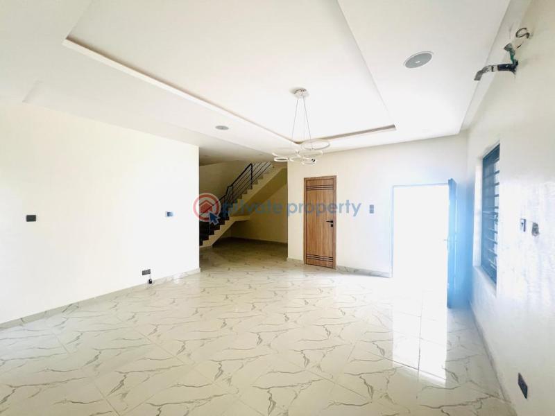 Lovely built 4 bedroom semi detached duplex with private swimming pool, solar installation - 5 4 bedroom Terraced Duplex For Sale Abraham Adesanya Ajah Lagos - 5