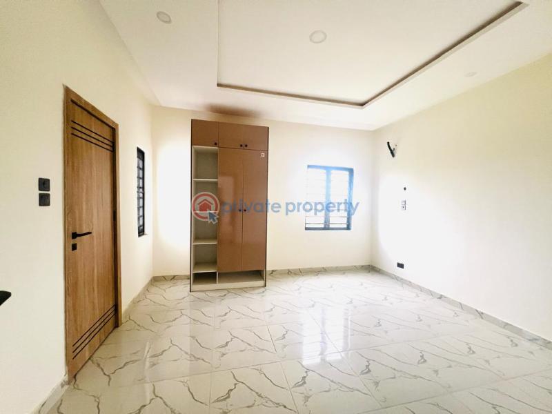 Lovely built 4 bedroom semi detached duplex with private swimming pool, solar installation - 17 4 bedroom Terraced Duplex For Sale Abraham Adesanya Ajah Lagos - 17