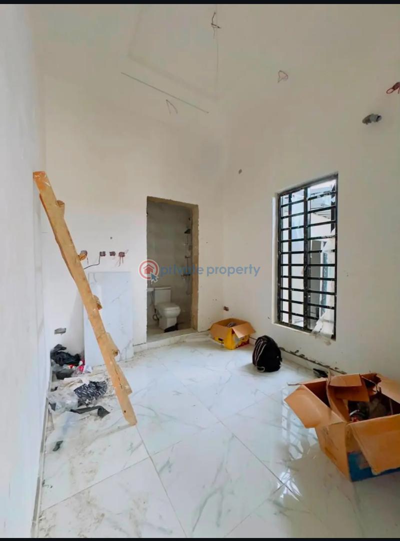 4 bedroom Semi detached Duplex For Sale Omole Phase 2 Ojodu Lagos - 3