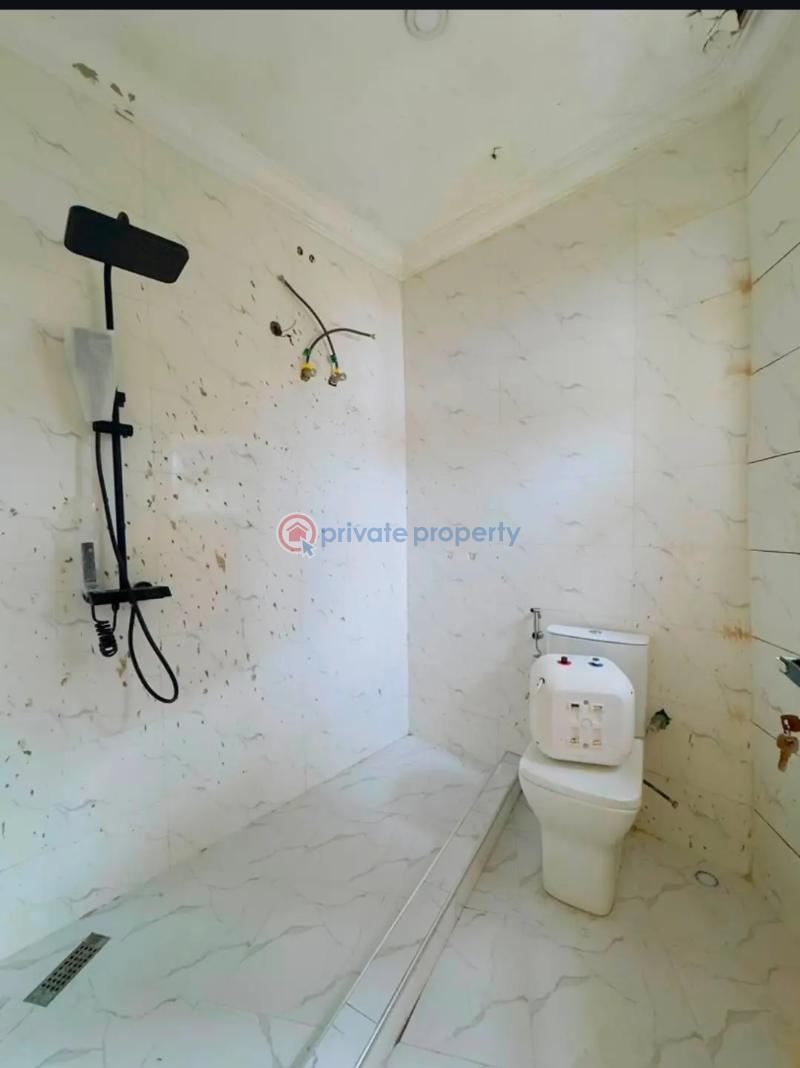 4 bedroom Semi detached Duplex For Sale Omole Phase 2 Ojodu Lagos - 12