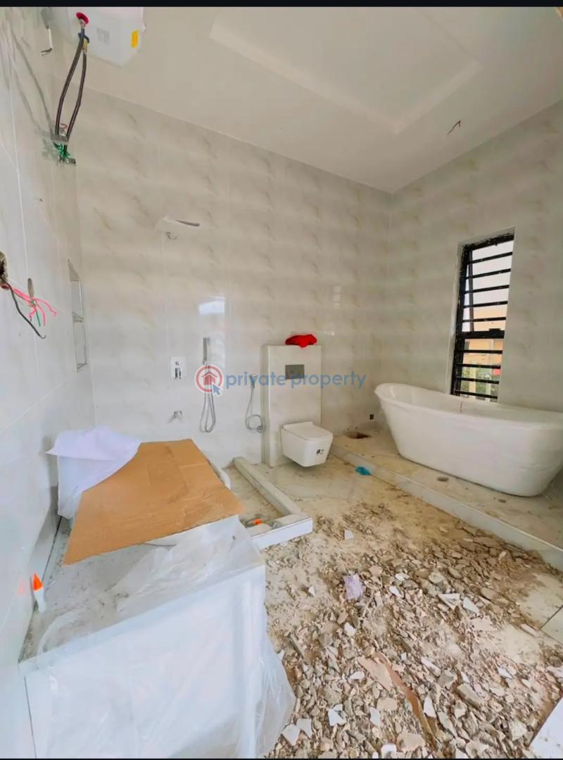 4 bedroom Semi detached Duplex For Sale Omole Phase 2 Ojodu Lagos - 8