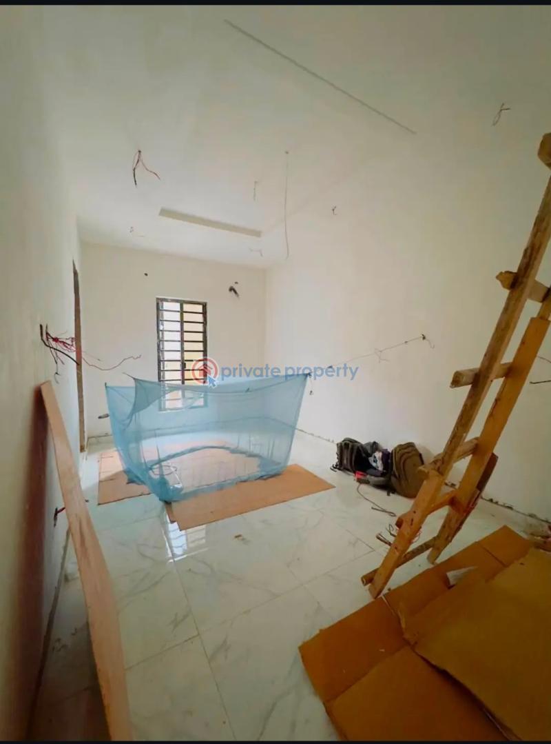 4 bedroom Semi detached Duplex For Sale Omole Phase 2 Ojodu Lagos - 1