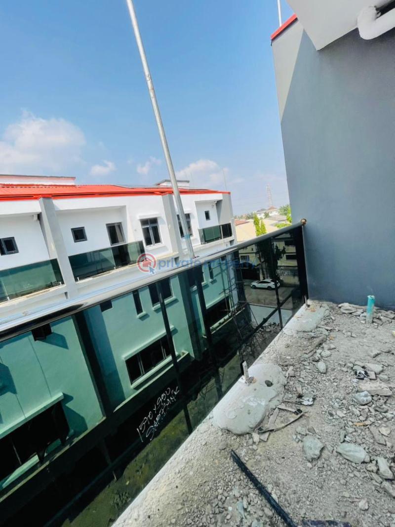 4 bedroom Terraced Duplex For Sale Gbagada Lagos - 14
