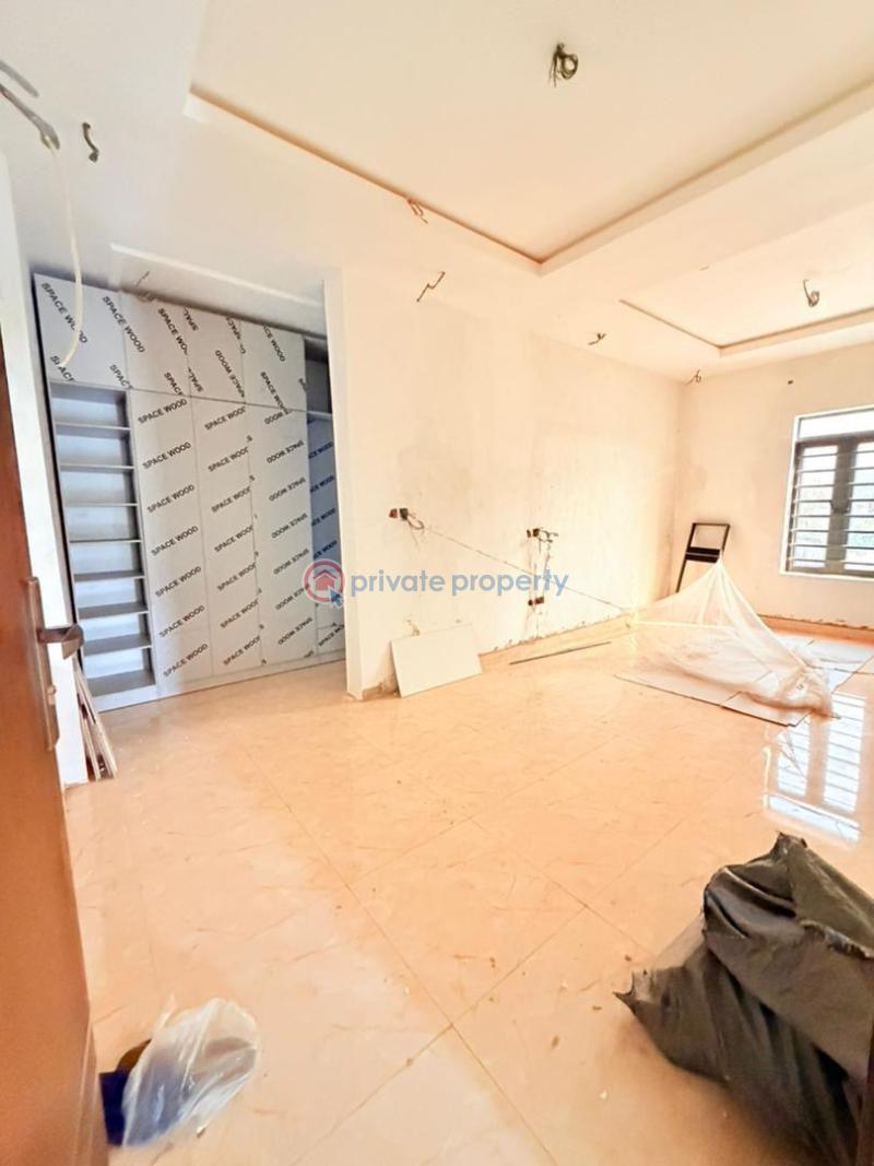 4 bedroom Terraced Duplex For Sale Mende Maryland Lagos - 10