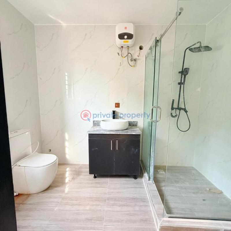 5 bedroom Semi detached Duplex For Sale Anthony Maryland Lagos - 12