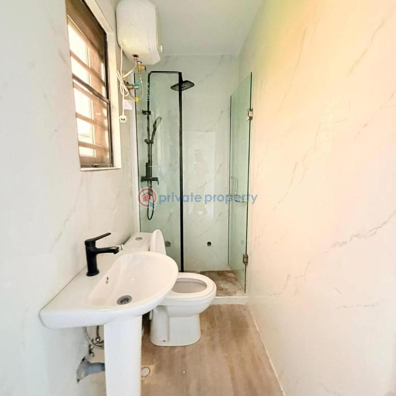 5 bedroom Semi detached Duplex For Sale Anthony Maryland Lagos - 10