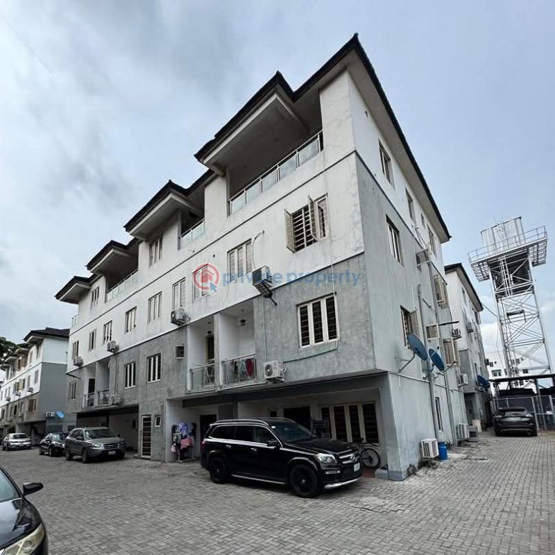 4 bedroom Terraced Duplex For Sale Surulere Lagos - 1