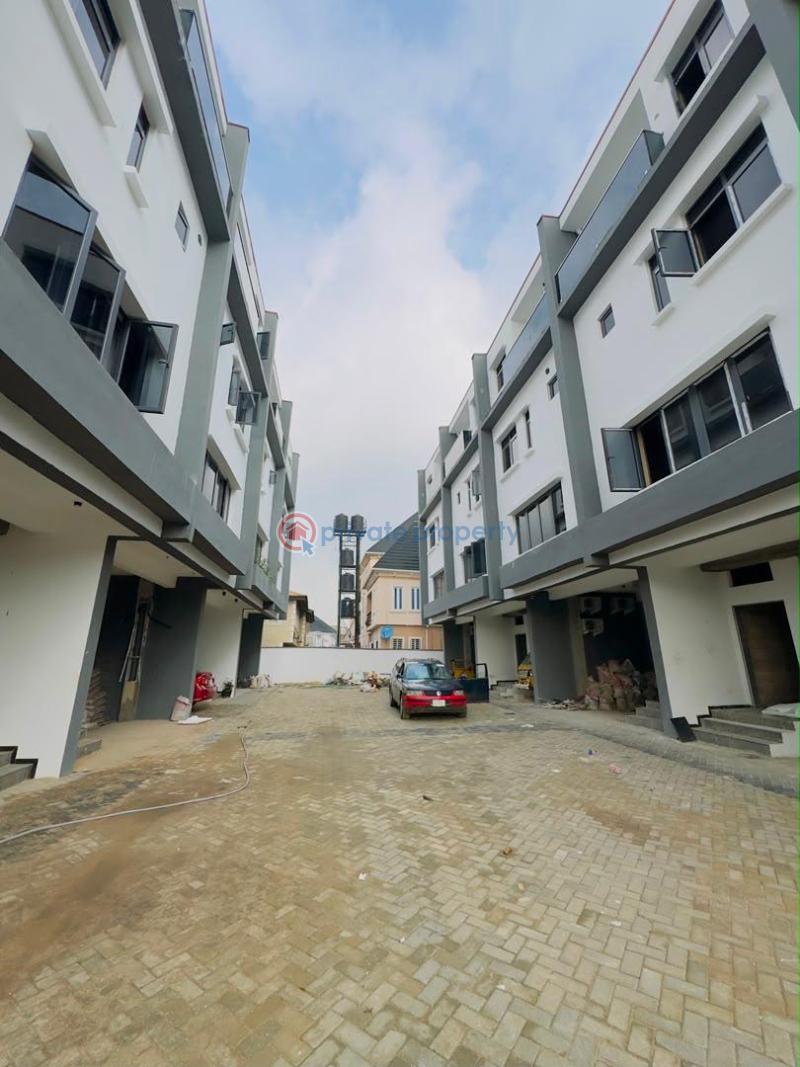 4 bedroom Terraced Duplex For Sale Gbagada Lagos - 4