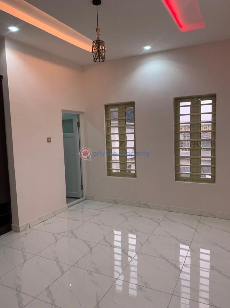 5 bedroom Duplex For Sale Mende Maryland Lagos - 17