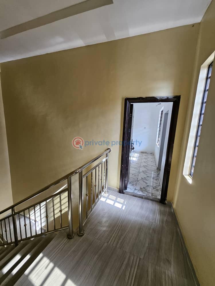 2 bedroom Block Of Flats For Sale Berger Ojodu Lagos - 8