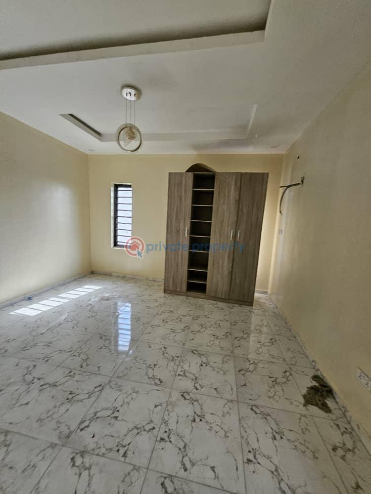 2 bedroom Block Of Flats For Sale Berger Ojodu Lagos - 30