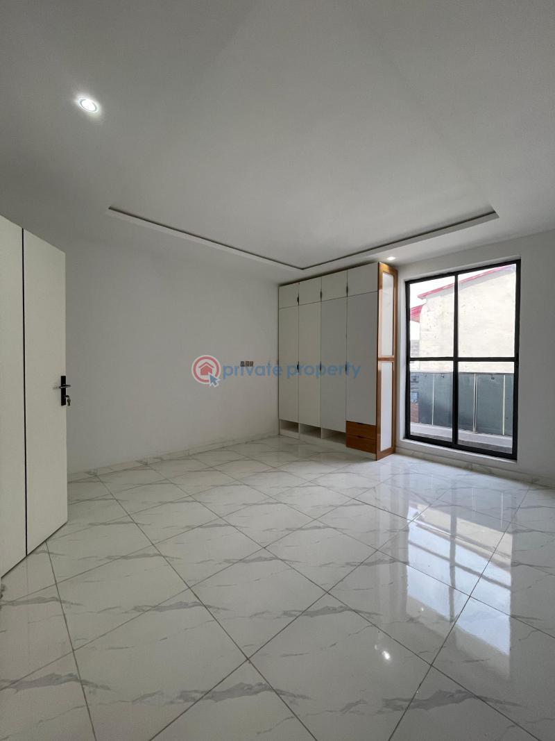 2 bedroom Block Of Flats For Sale Ilasan Ikate Elegushi Lekki Lagos - 1