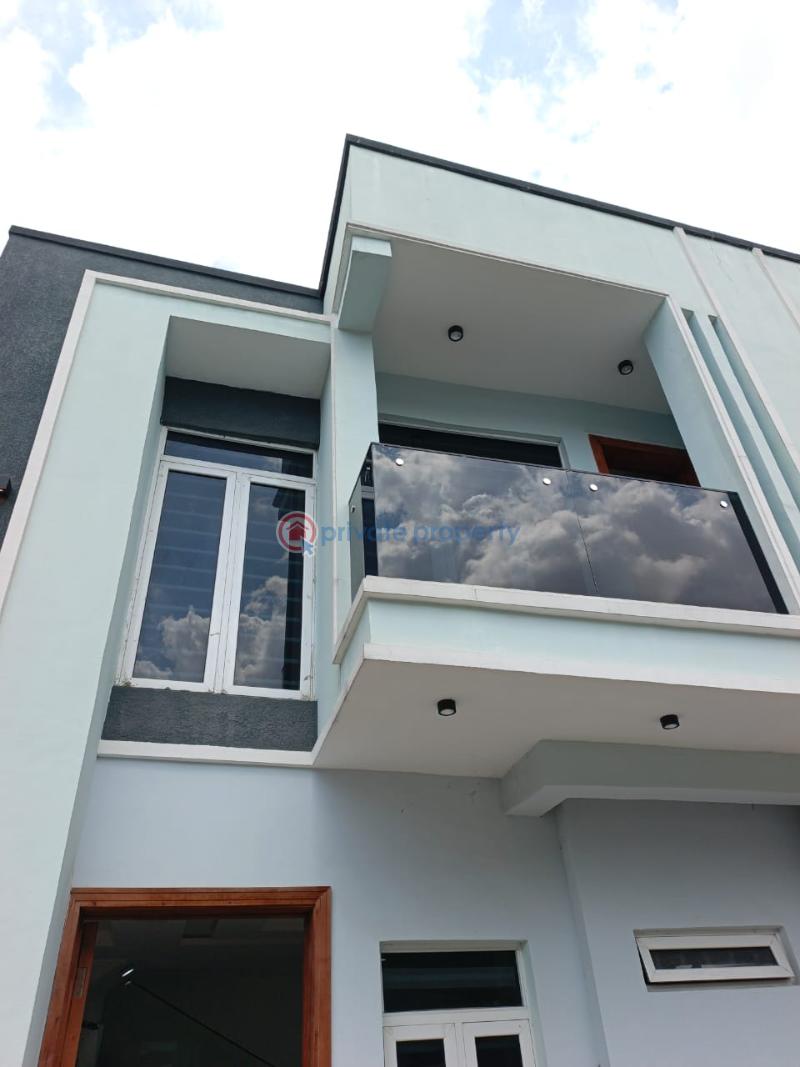 3 bedroom Duplex For Sale Opebi Ikeja Lagos - 3