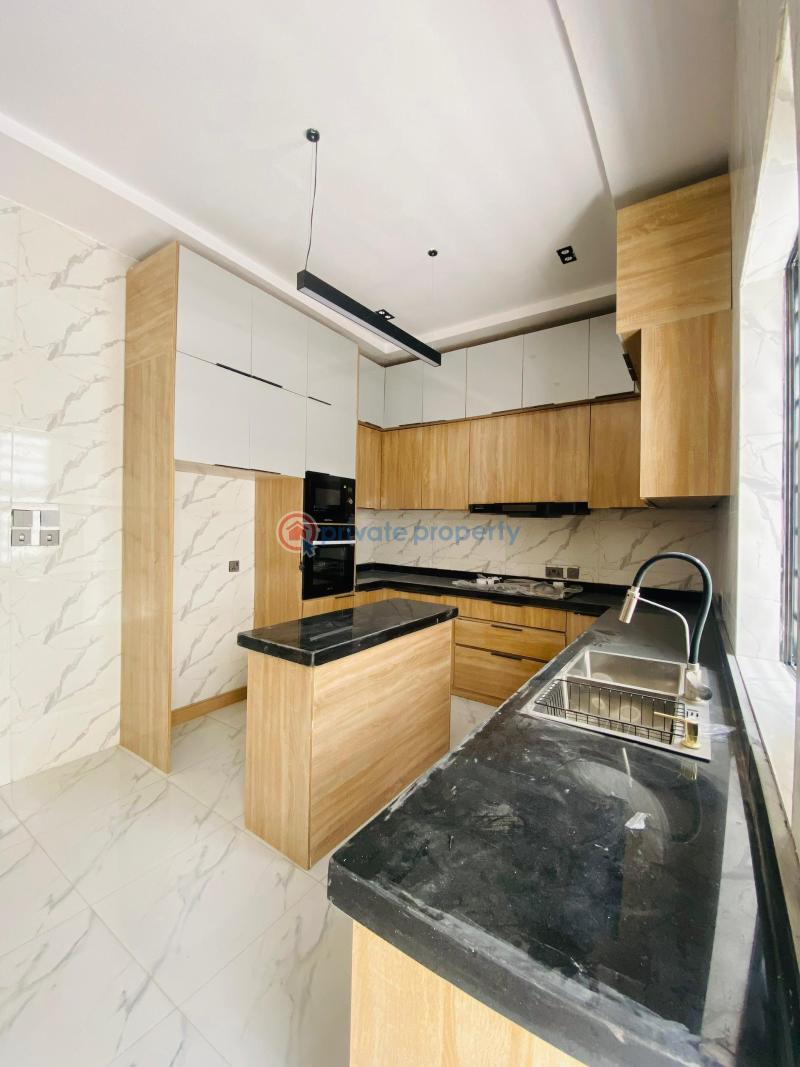 4 bedroom Semi detached Duplex For Sale Second Toll Gate Chevron Drive Lekki Lagos - 4