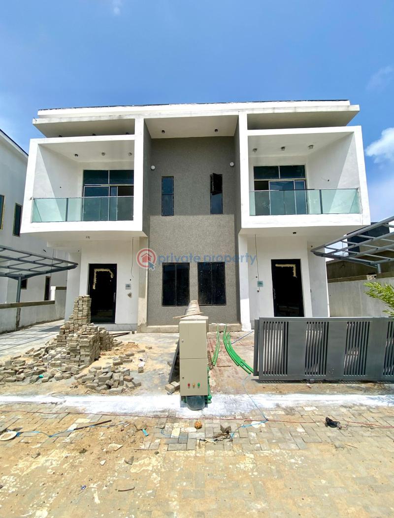 4 bedroom Semi detached Duplex For Sale Second Toll Gate Chevron Drive Lekki Lagos - 0