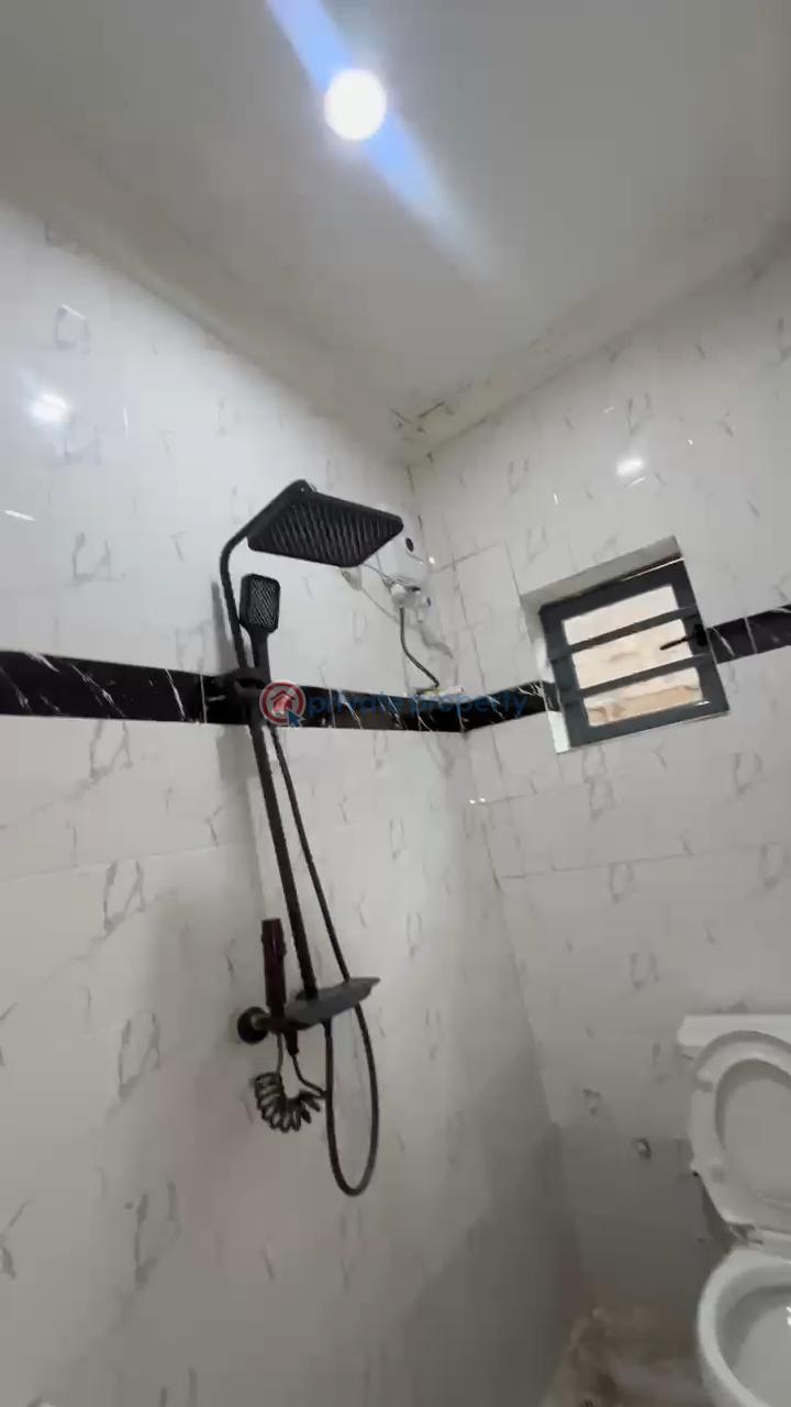 1 bedroom Mini Flat For Rent Off Morocco Road, Shomolu Onipanu Shomolu Lagos - 5