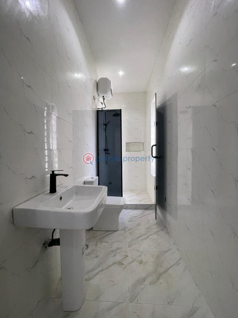 5 bedroom Semi detached Duplex For Sale Lekki County Ikota Lekki Lagos - 3