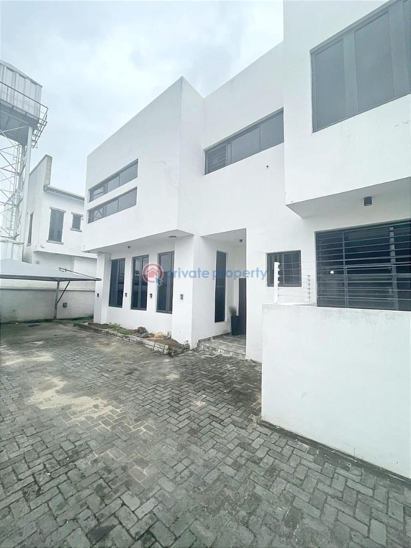 4 bedroom Semi detached Duplex For Sale Pinnock Beach Estate Osapa Lekki Lagos - 15