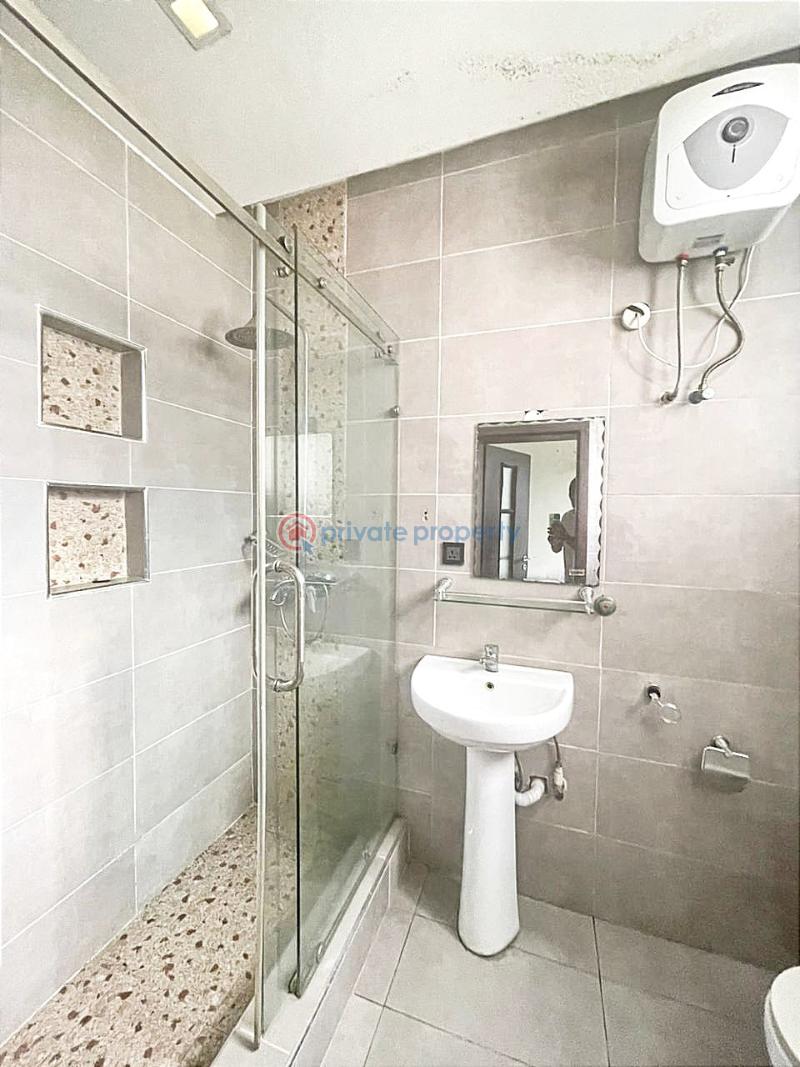 4 bedroom Semi detached Duplex For Sale Pinnock Beach Estate Osapa Lekki Lagos - 7