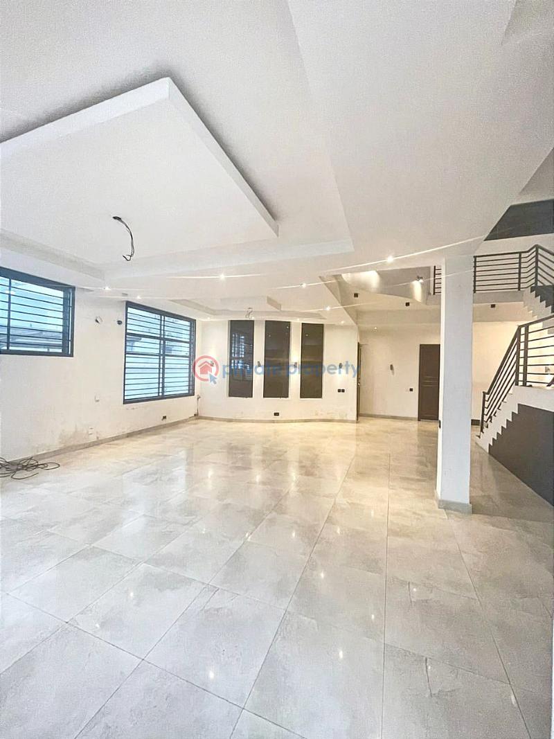 4 bedroom Semi detached Duplex For Sale Pinnock Beach Estate Osapa Lekki Lagos - 4