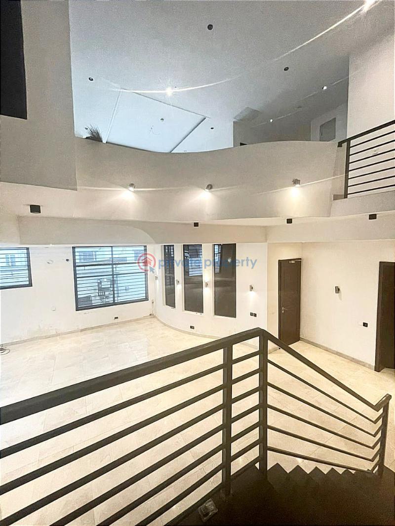 4 bedroom Semi detached Duplex For Sale Pinnock Beach Estate Osapa Lekki Lagos - 6