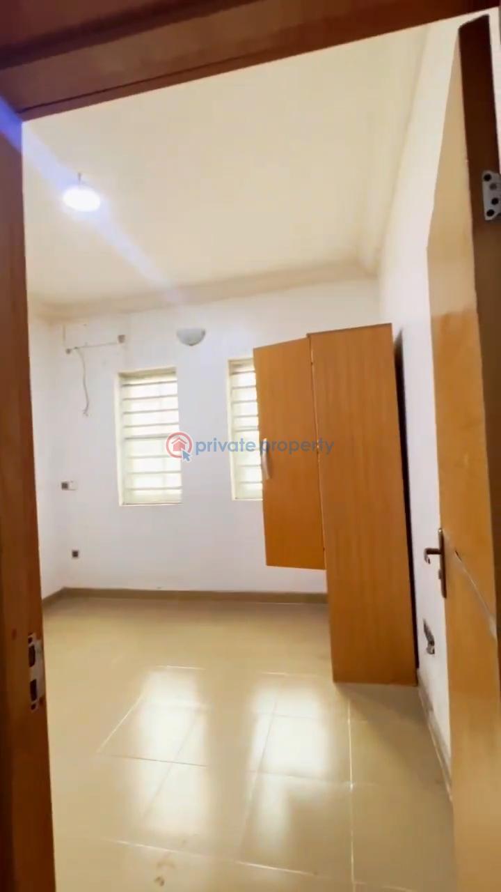 2 bedroom Block Of Flats For Rent Bajulaiye Shomolu Onipanu Shomolu Lagos - 6