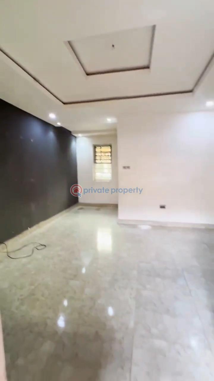 2 bedroom Block Of Flats For Rent Bajulaiye Shomolu Onipanu Shomolu Lagos - 0