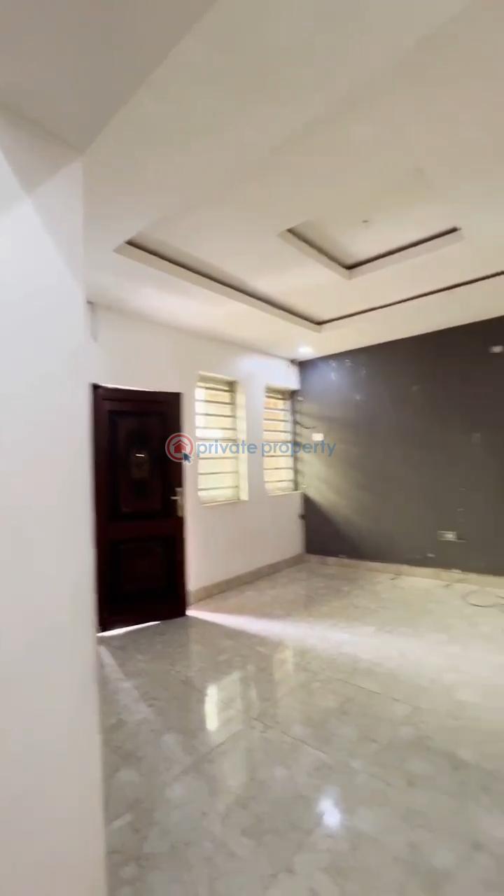 2 bedroom Block Of Flats For Rent Bajulaiye Shomolu Onipanu Shomolu Lagos - 12
