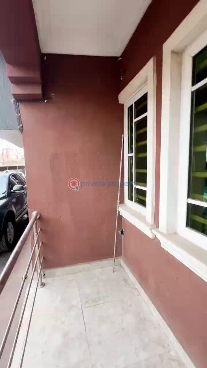 2 bedroom Block Of Flats For Rent Bajulaiye Shomolu Onipanu Shomolu Lagos - 1