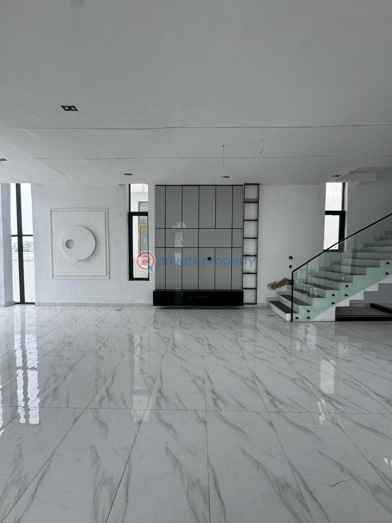 5 bedroom Detached Duplex For Sale Chevron Drive Lekki Lagos - 2
