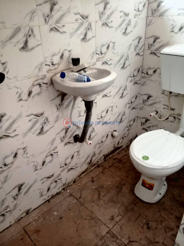1 bedroom Mini Flat For Rent Ebute Metta Yaba Lagos - 1