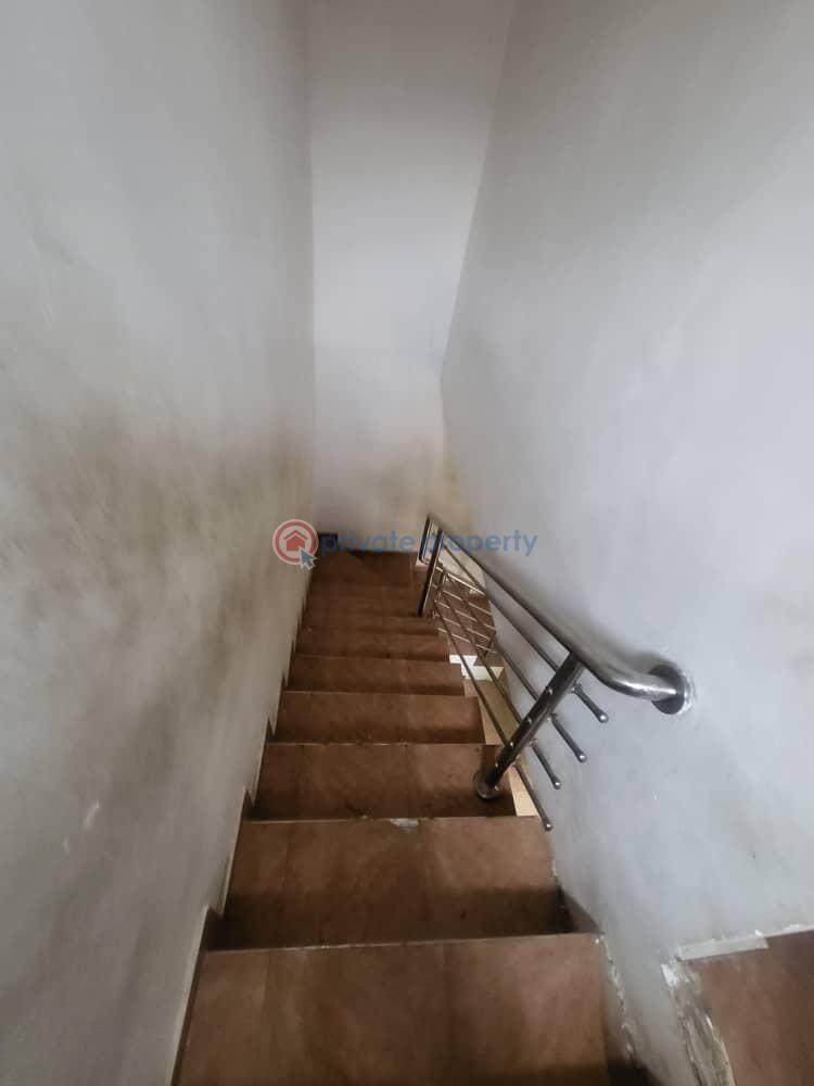 1 bedroom Mini Flat For Rent Magodo GRA Phase 1 Ojodu Lagos - 3