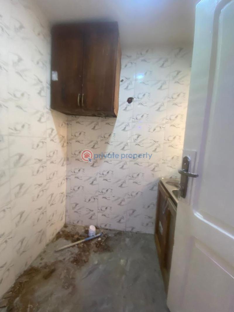 1 bedroom Block Of Flats For Rent Ogidan Estate Olonkonla Ajah Lagos - 5