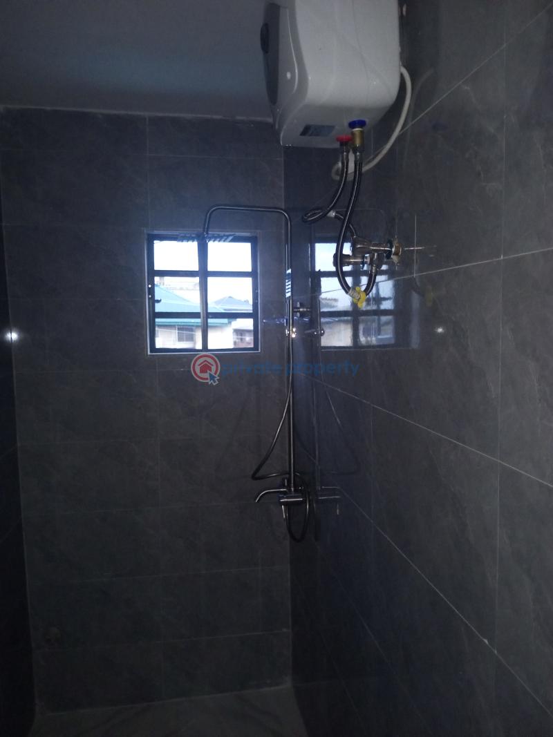 1 bedroom Mini Flat For Rent Gbagada Lagos - 10