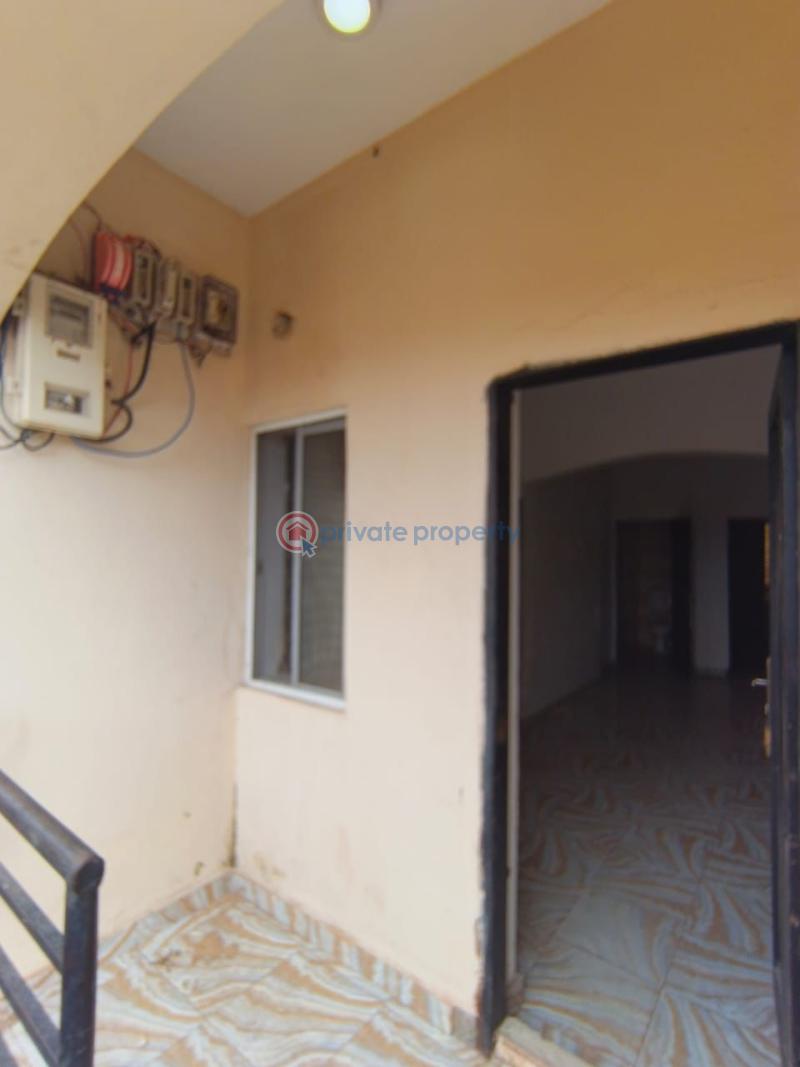 1 bedroom House For Rent Miracle Avenue Sangotedo Lagos - 2