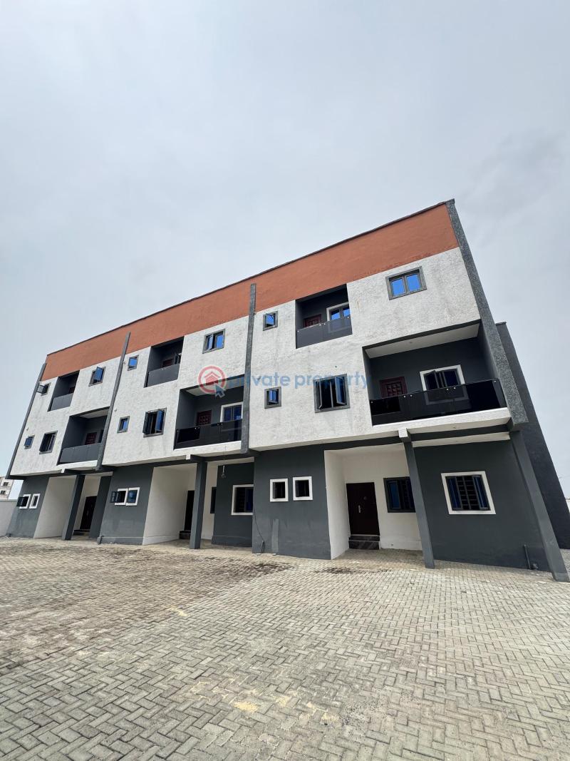 4 bedroom Block Of Flats For Sale Sangoted Ajah Sangotedo Ajah Lagos - 0
