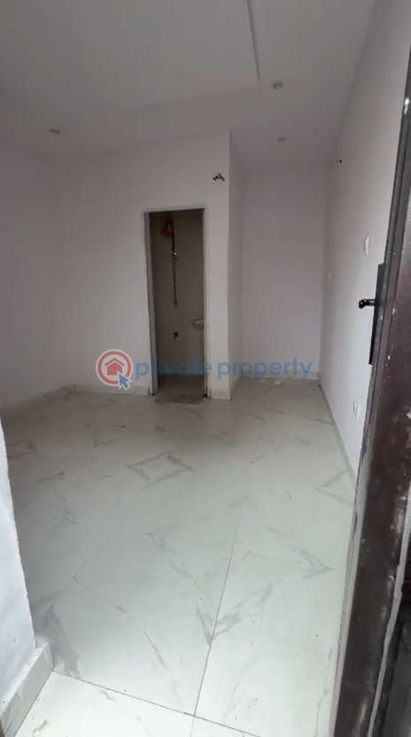 1 bedroom Self Contain For Rent Ikota Lekki Lagos - 9