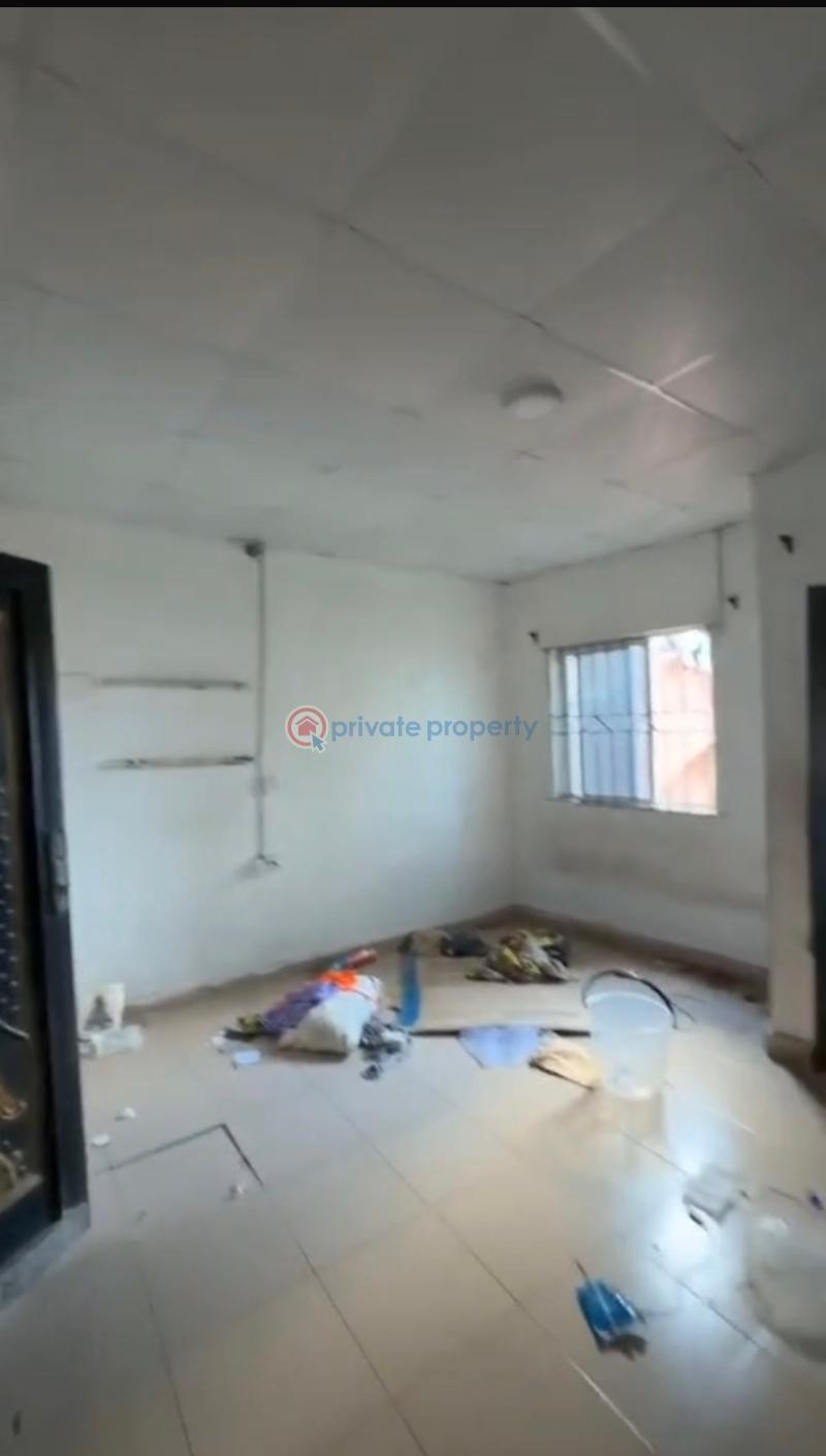 Self Contain For Rent Ilupeju Lagos