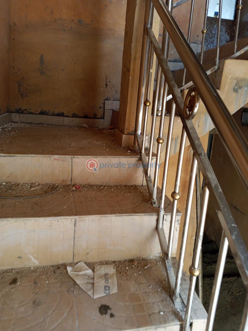 Self Contain For Rent Palmgroove Shomolu Lagos - 6