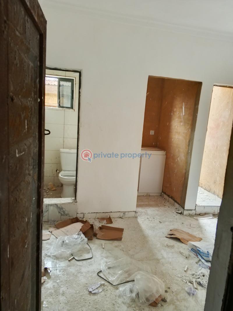 Self Contain For Rent Palmgroove Shomolu Lagos - 2