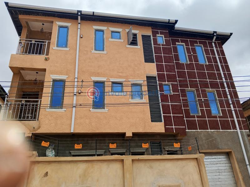 Self Contain For Rent Palmgroove Shomolu Lagos - 0
