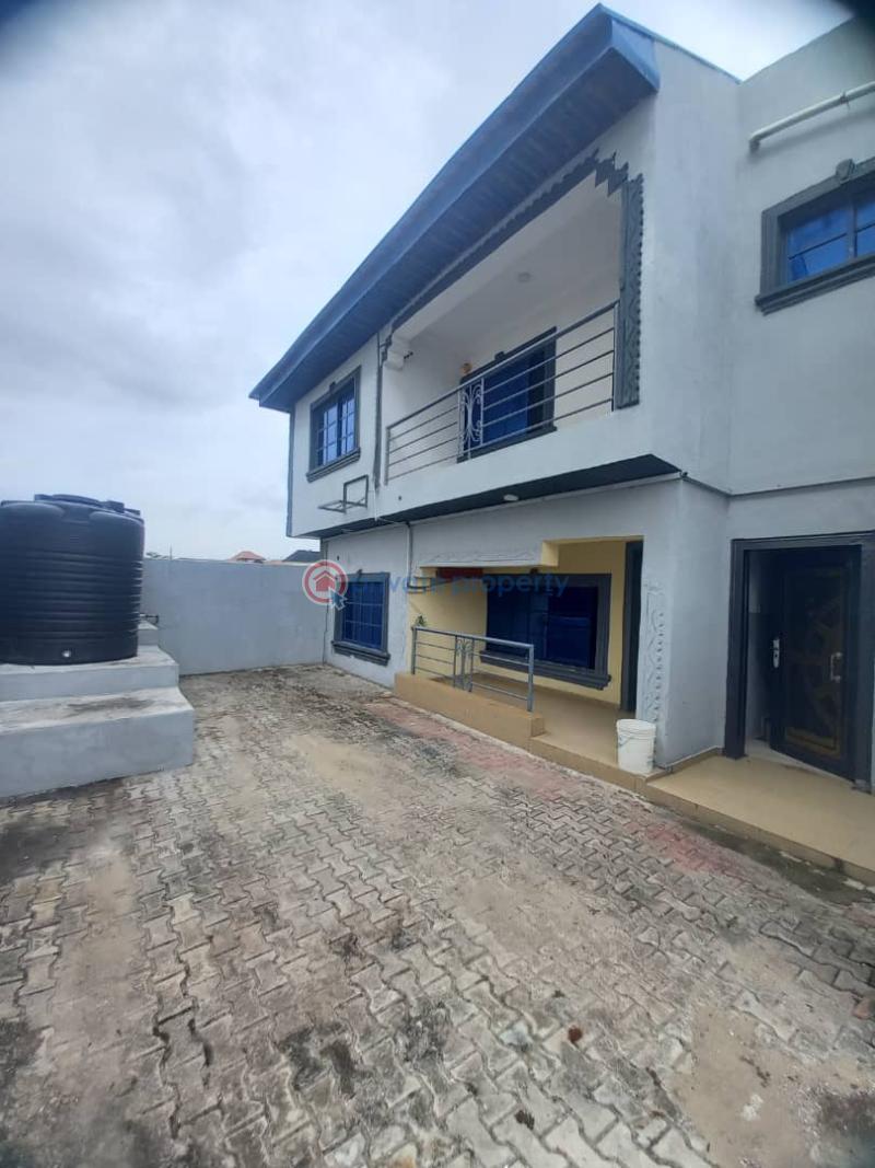 2 bedroom Block Of Flats For Rent Alpha Beach Road Lekki Chevron Drive Lekki Lagos - 3